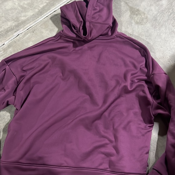 Under Armour Hoodie - Picture 5 of 5